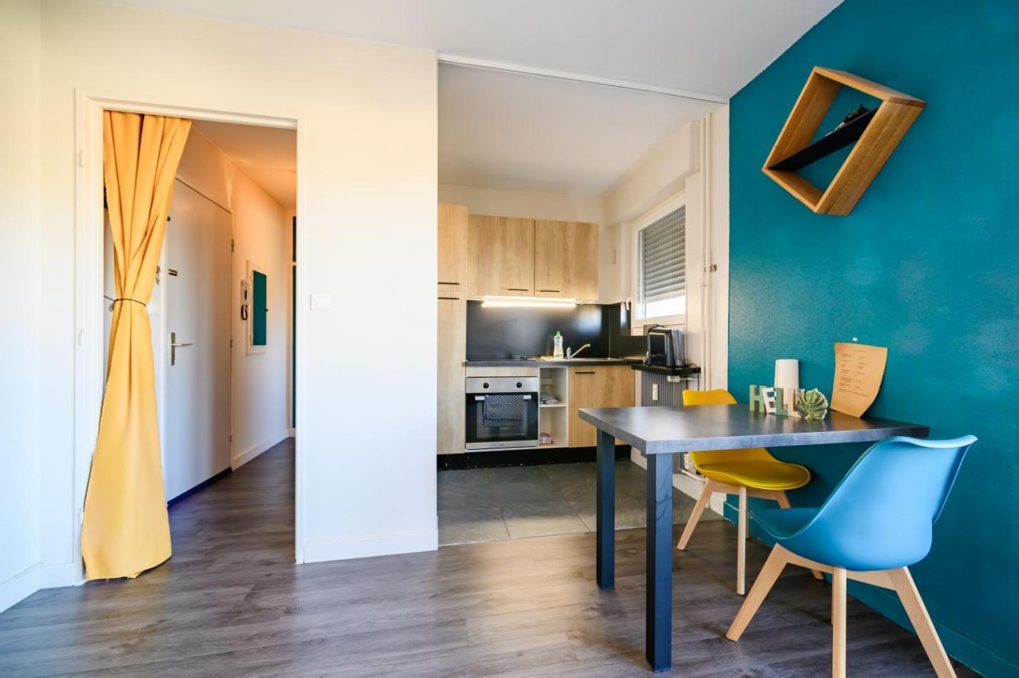 Studio Cosy Avec Balcon Avec Parking Gratuit Proche Centre Sportif Et De La Route Des Vins Alsace มูลูส ภายนอก รูปภาพ